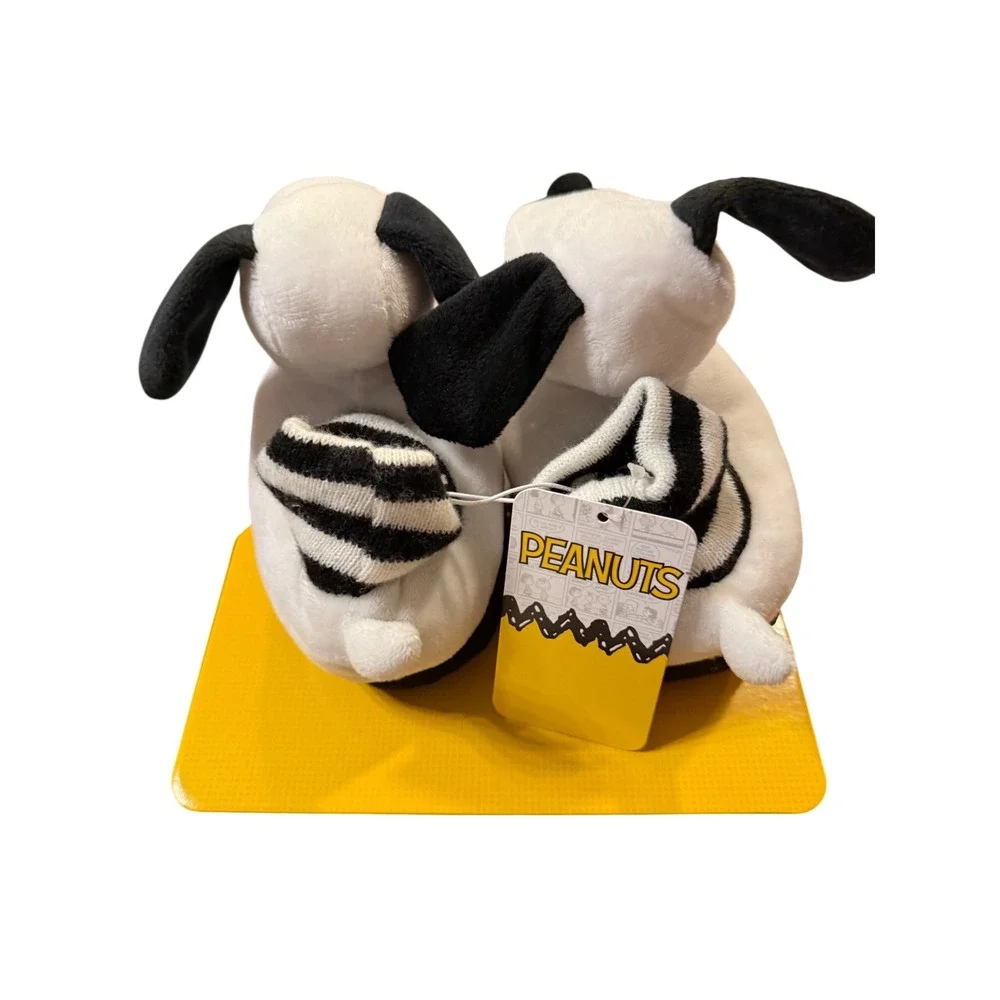 Peanuts Snoopy‎ Kids Plush Slippers White Black 3D Character Size 9/10 NWT